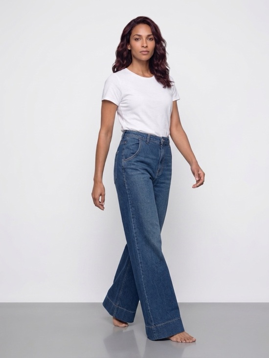 Anthropologie Denim - Pilcro Retro High-Rise Flare Jeans 98% cotton